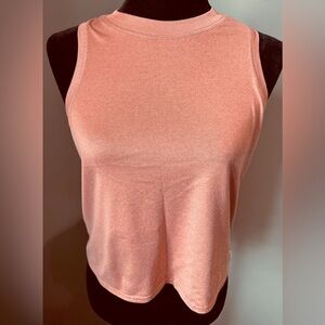 Women’s racetrack workout top